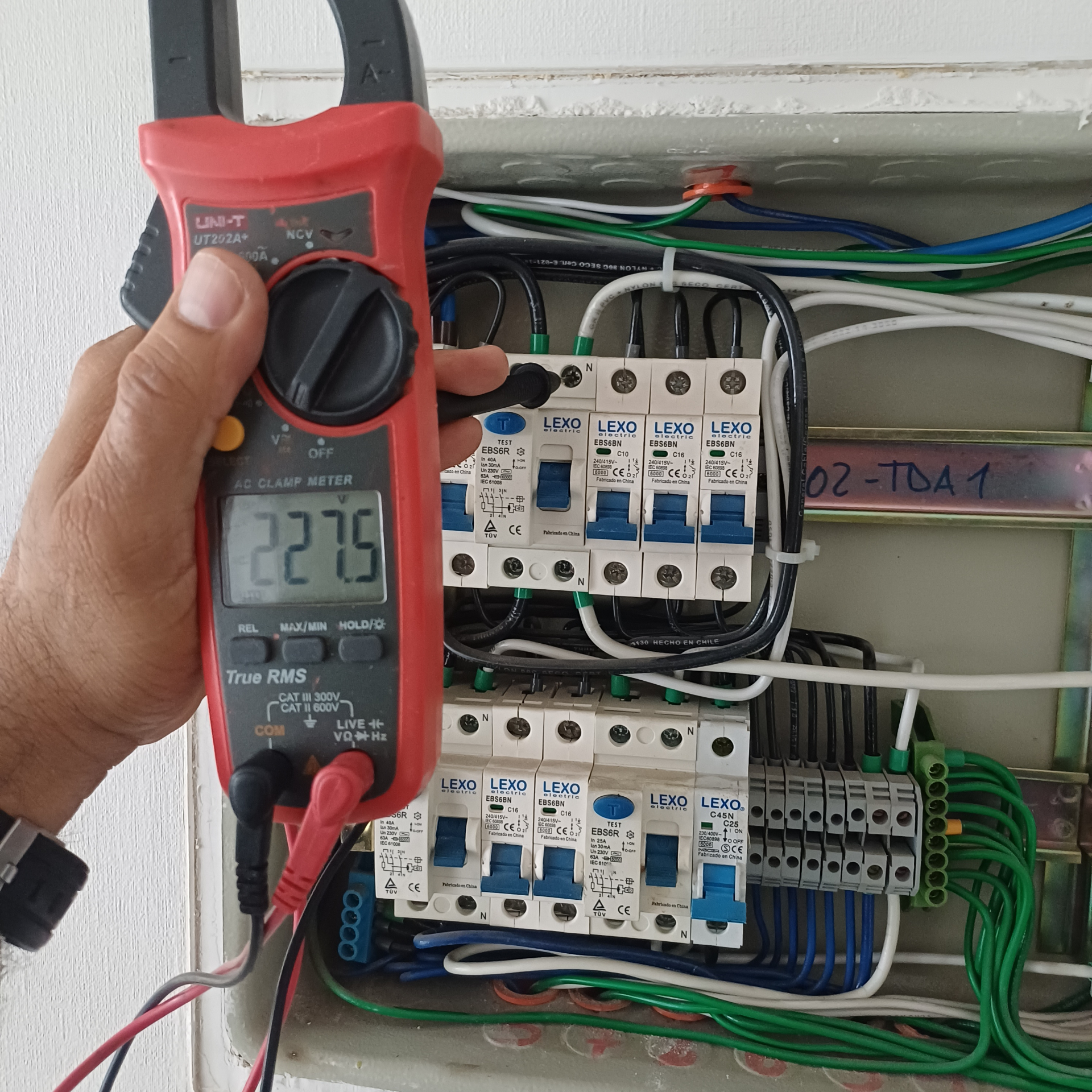 Diagnóstico y Mantención Eléctrica